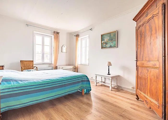 Charmante Maison Pres بيت للعطل